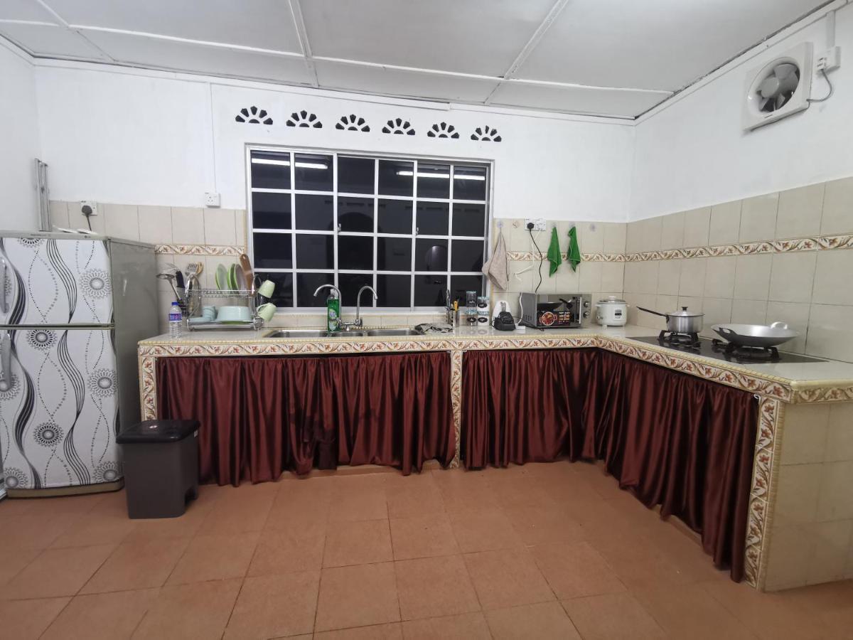 Sri Makmur Pontian Homestay Pontian Besar Exterior foto